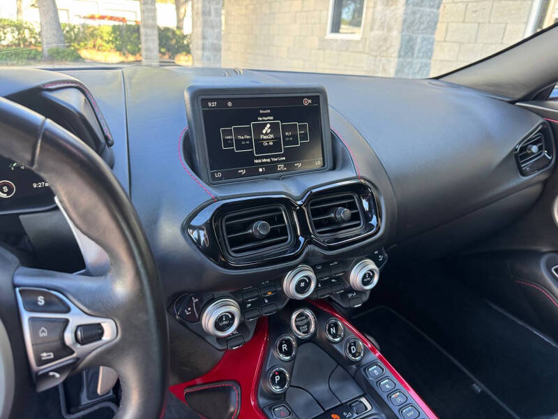 2019 Aston Martin Vantage