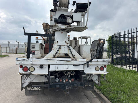 2015 Freightliner M2 106