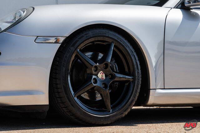 2005 Porsche 911 Carrera