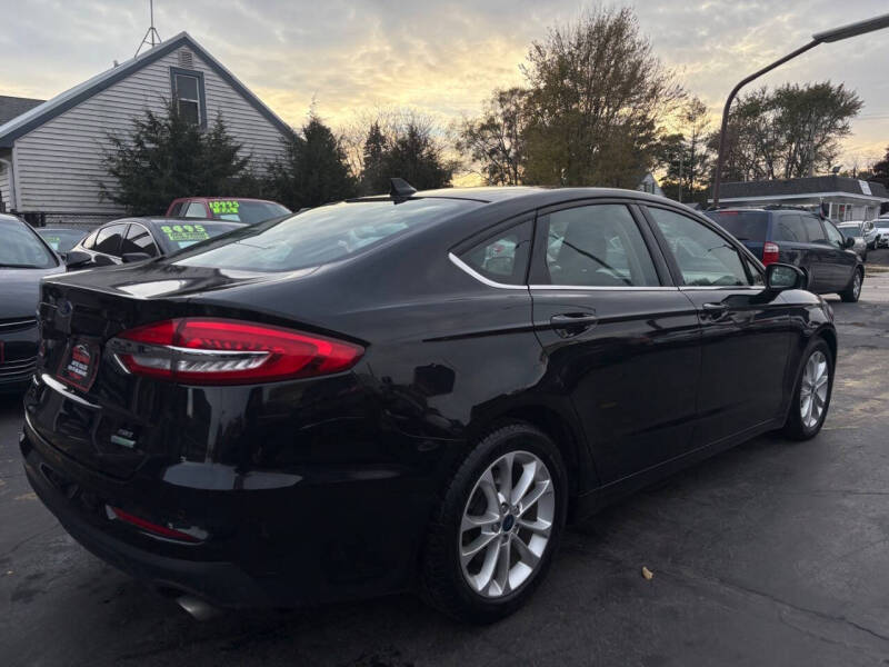 2019 Ford Fusion SE