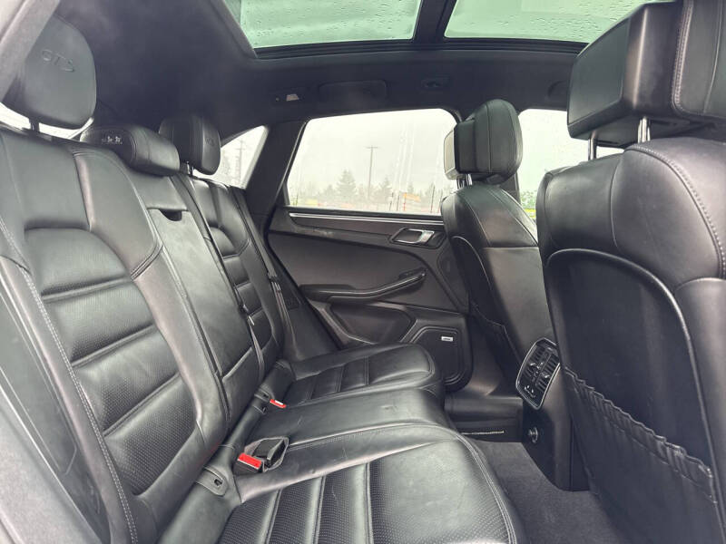 2017 Porsche Macan GTS