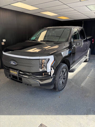 2025 Ford F-150 Lightning Flash