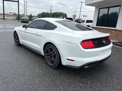 2022 Ford Mustang EcoBoost