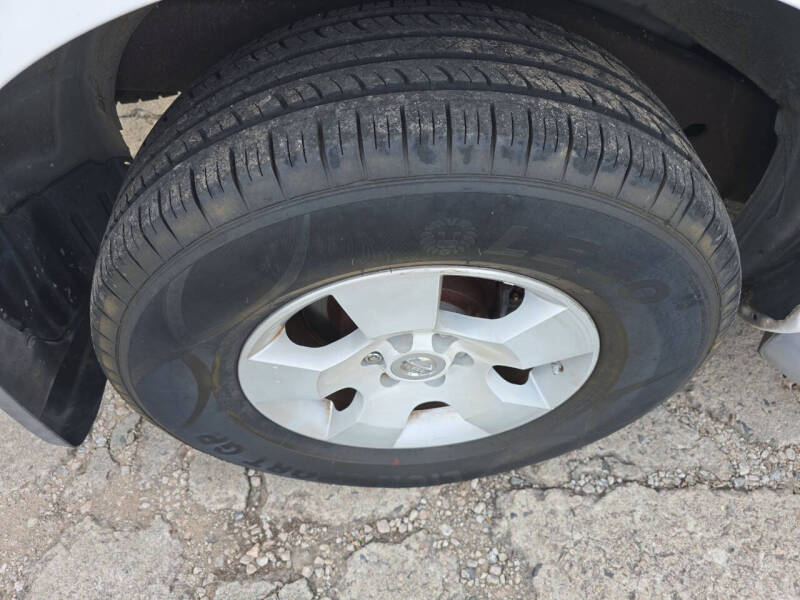 2005 Nissan Pathfinder SE