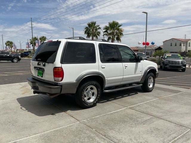 2000 Ford Explorer XLT