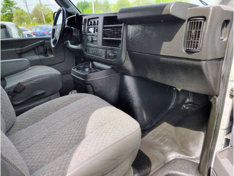 2020 Chevrolet Express 2500