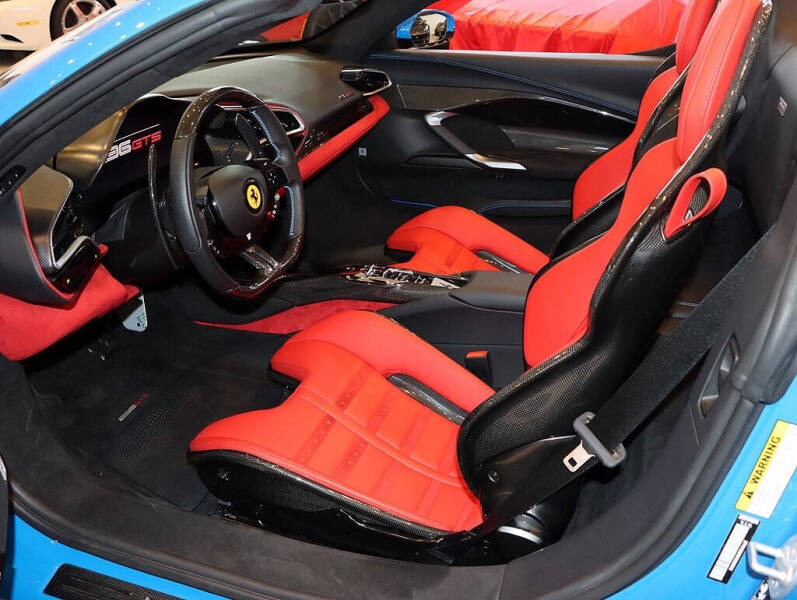 2024 Ferrari 296 GTS