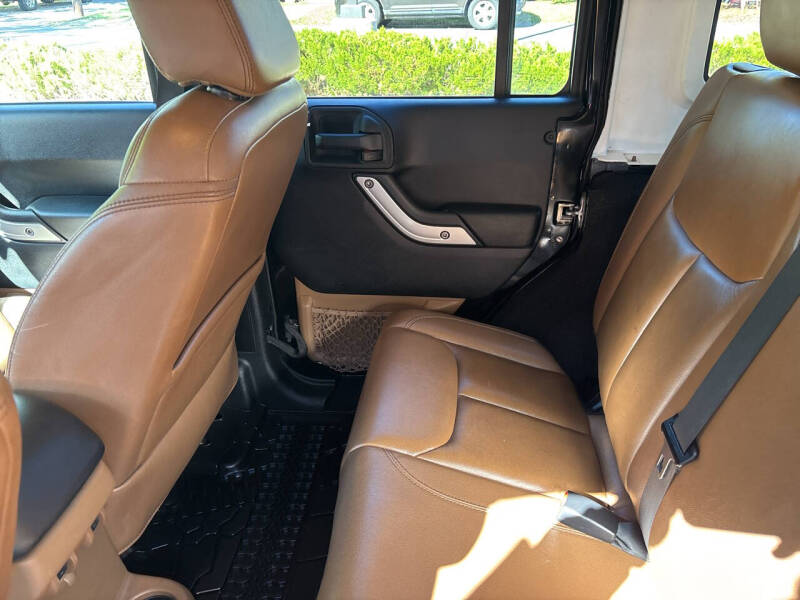 2014 Jeep Wrangler Unlimited Sahara