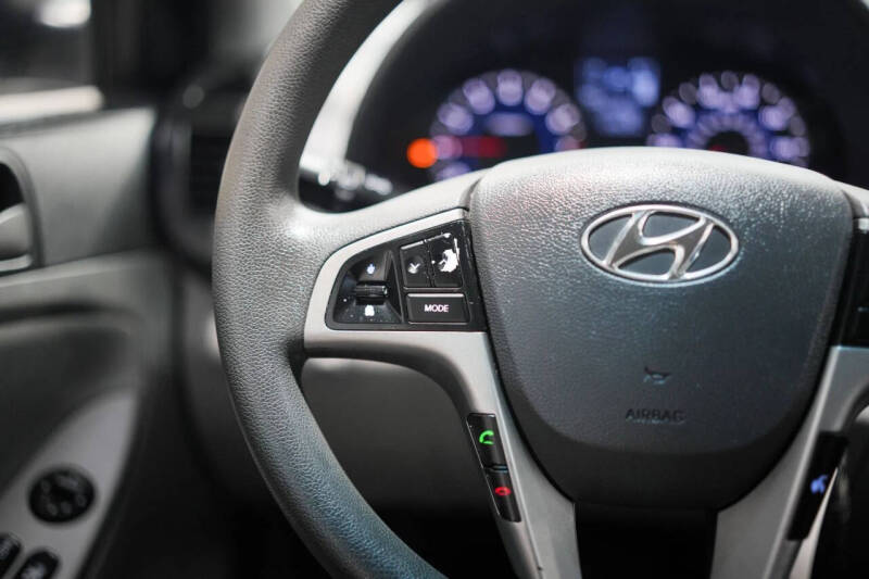 2015 Hyundai Accent GLS