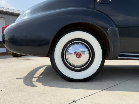 1940 Cadillac Series 52