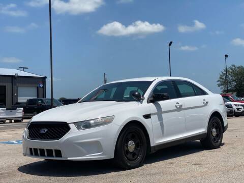 2015 Ford Taurus for sale at Chiefs Auto Group in Hempstead TX