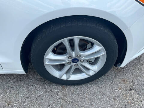 2018 Ford Fusion Hybrid SE