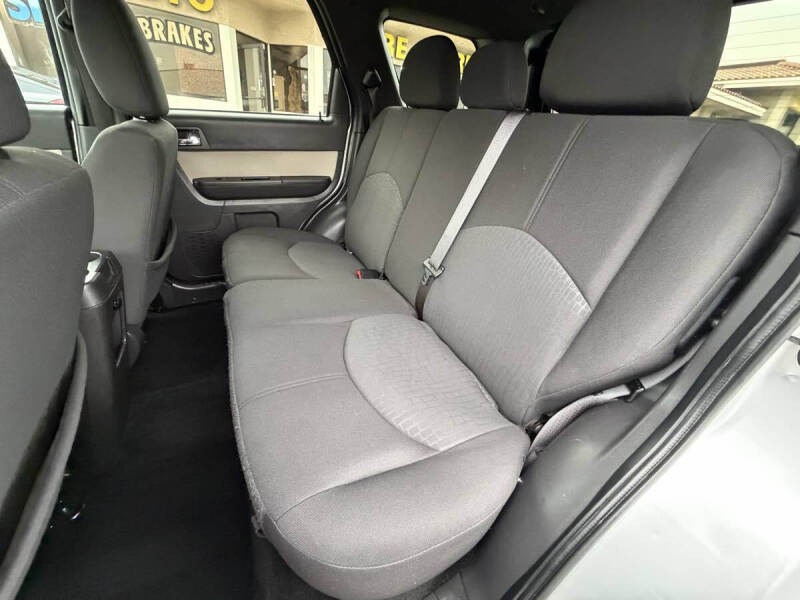 2011 Mercury Mariner I4