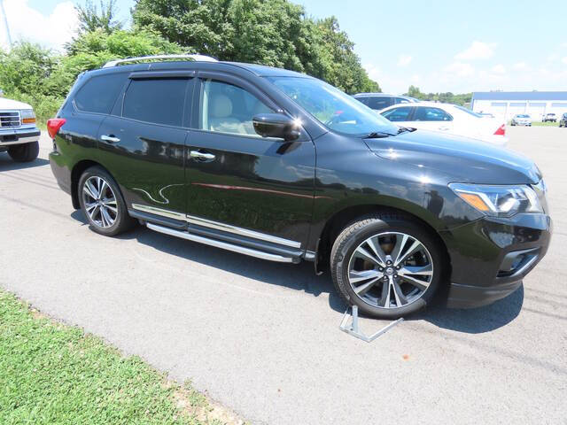 2019 Nissan Pathfinder for sale at Modern Automotive Group LLC in Lafayette, TN