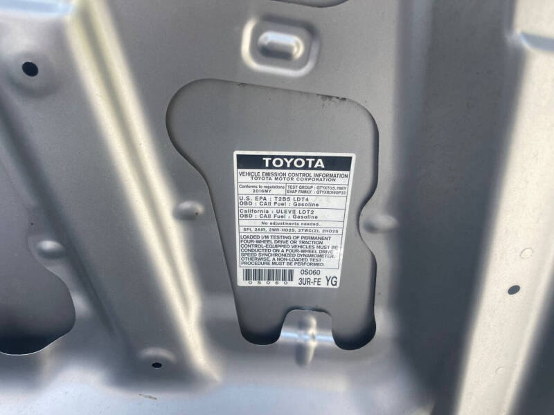 2016 Toyota Sequoia SR5