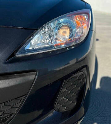 2013 Mazda MAZDA3 i Grand Touring