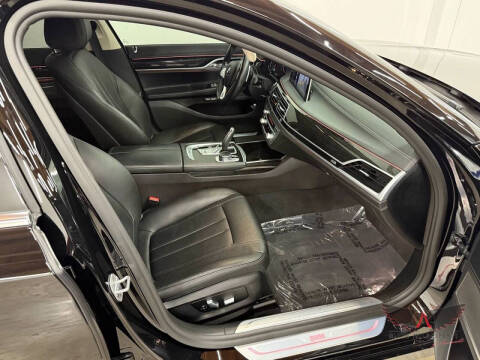 2018 BMW 7 Series 740i