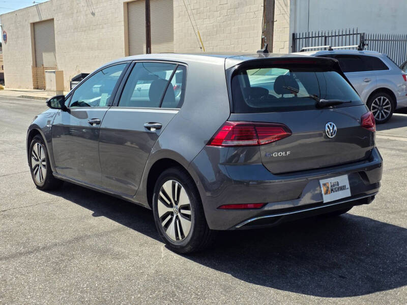 2018 Volkswagen e-Golf SEL Premium