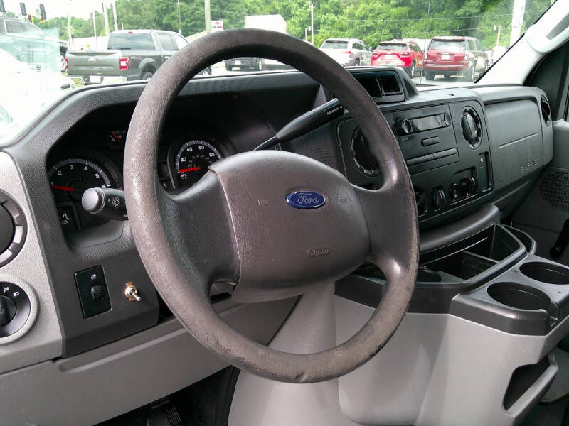 2014 Ford E-Series E-150