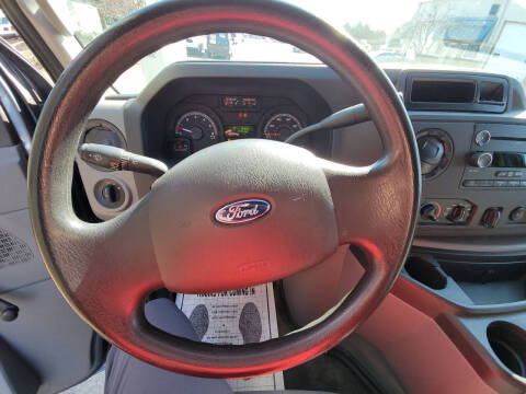 2014 Ford E-Series E-350 SD