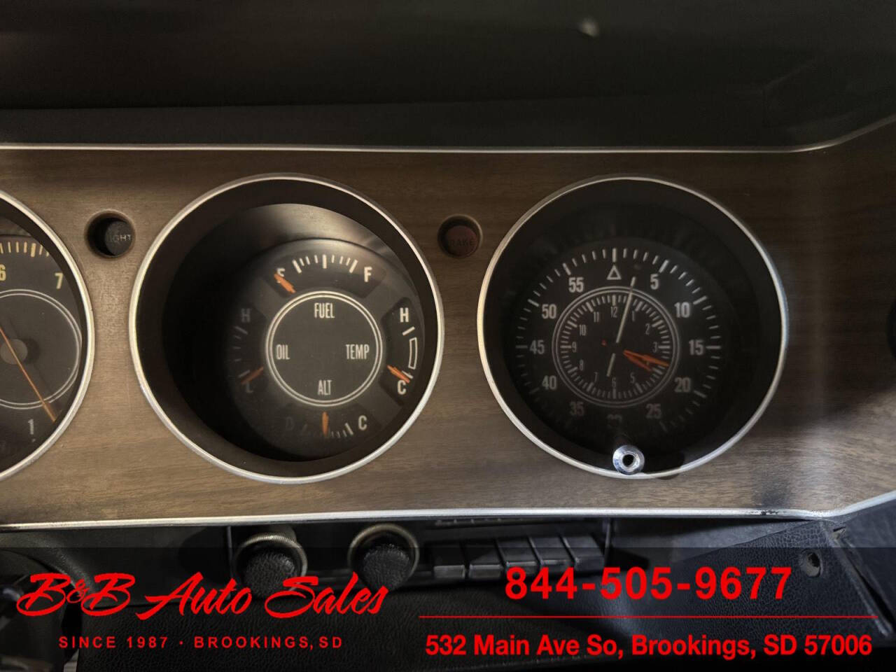 1974 Dodge Challenger 18