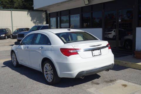 2012 Chrysler 200 Limited
