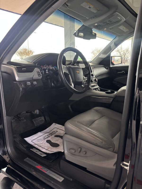 2017 Chevrolet Suburban LT