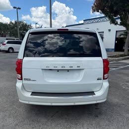 2016 Dodge Grand Caravan SXT Plus