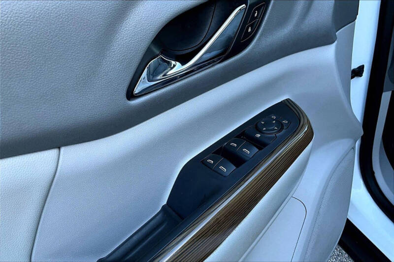 2017 GMC Acadia SLE-1