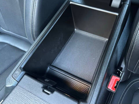 2023 BMW 3 Series 330i