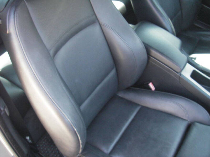 2011 BMW 3 Series 335is - Photo 33