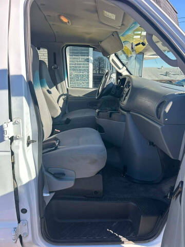 2008 Ford E-Series E-350 SD XL