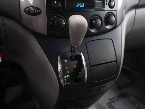 2006 Toyota Sienna LE 7 Passenger