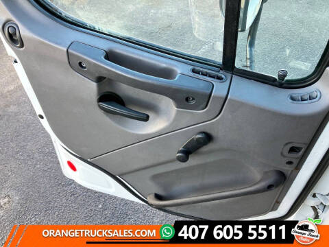 2016 Freightliner M2 106