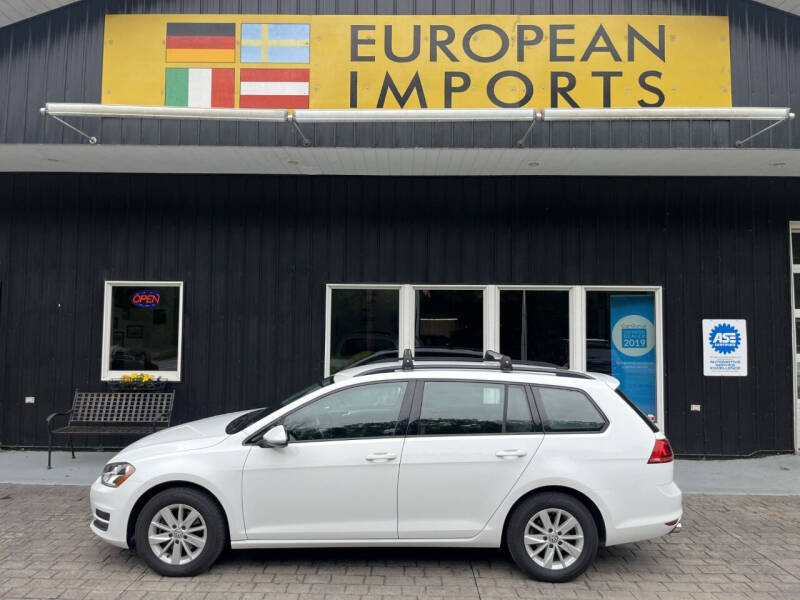 2016 Volkswagen Golf SportWagen for sale at EUROPEAN IMPORTS in Lock Haven PA