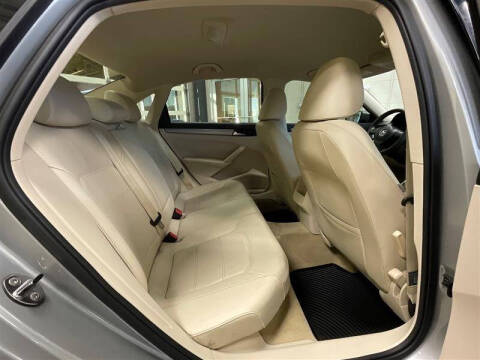 2013 Volkswagen Passat