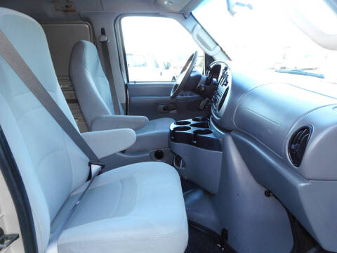 2008 Ford E-Series E-250