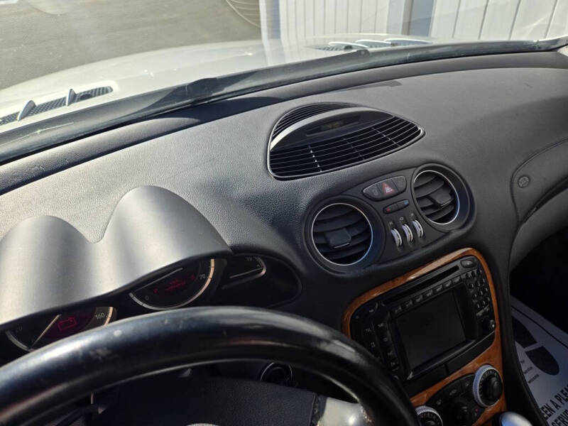 2004 Mercedes-Benz SL-Class SL 500