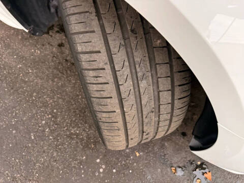 2017 Audi A4 2.0T quattro Premium Plus