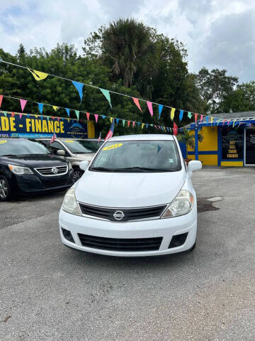 2012 Nissan Versa 1.8 S