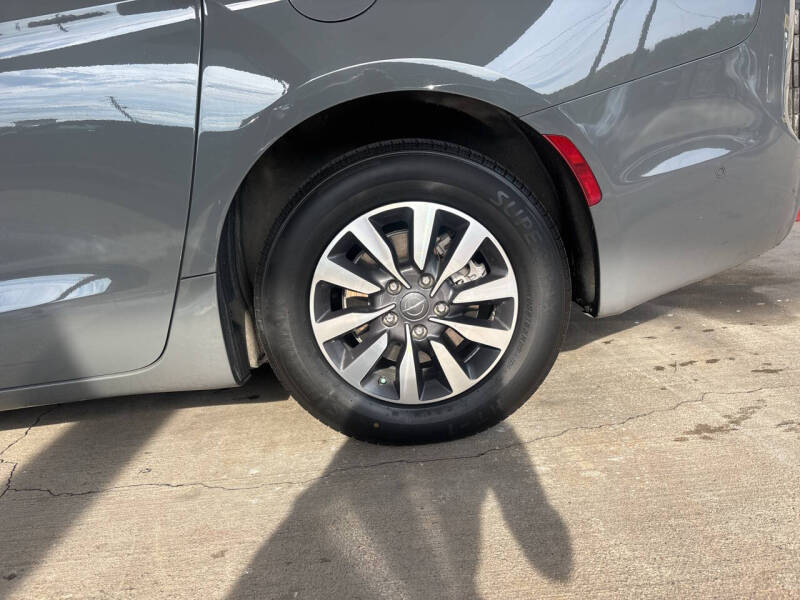 2021 Chrysler Pacifica Hybrid Touring L