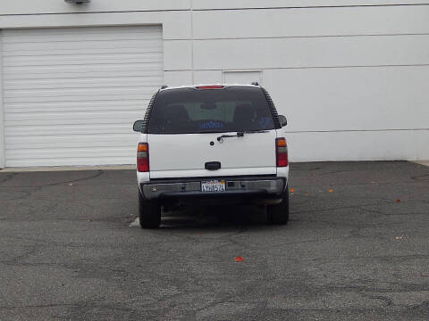 2003 Chevrolet Tahoe LS