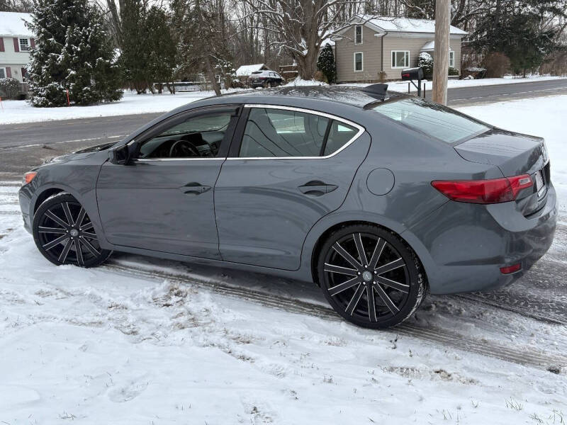 2013 Acura ILX 2.0L w/Premium