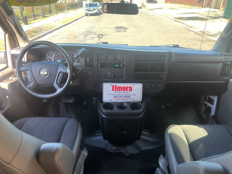 2024 Chevrolet Express 2500