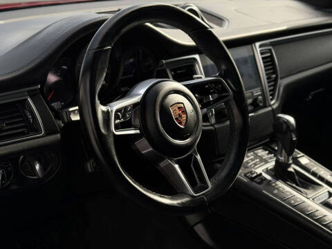 2018 Porsche Macan GTS