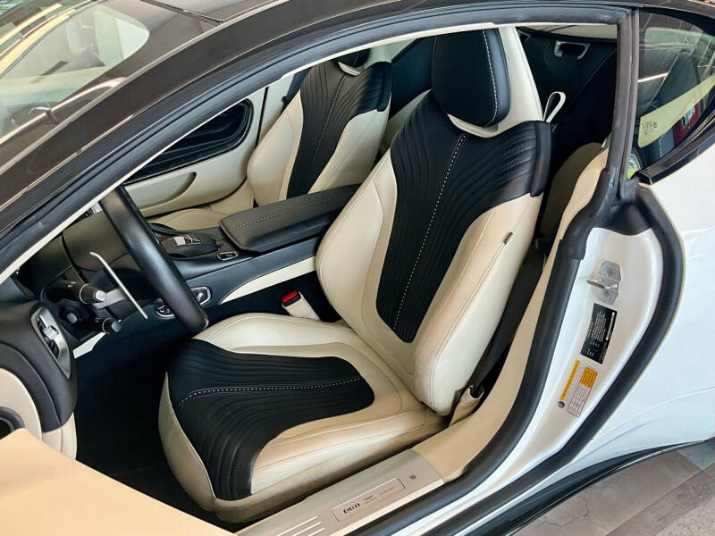 2018 Aston Martin DB11 V12