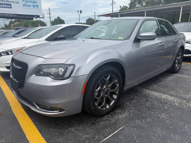 2016 Chrysler 300 S