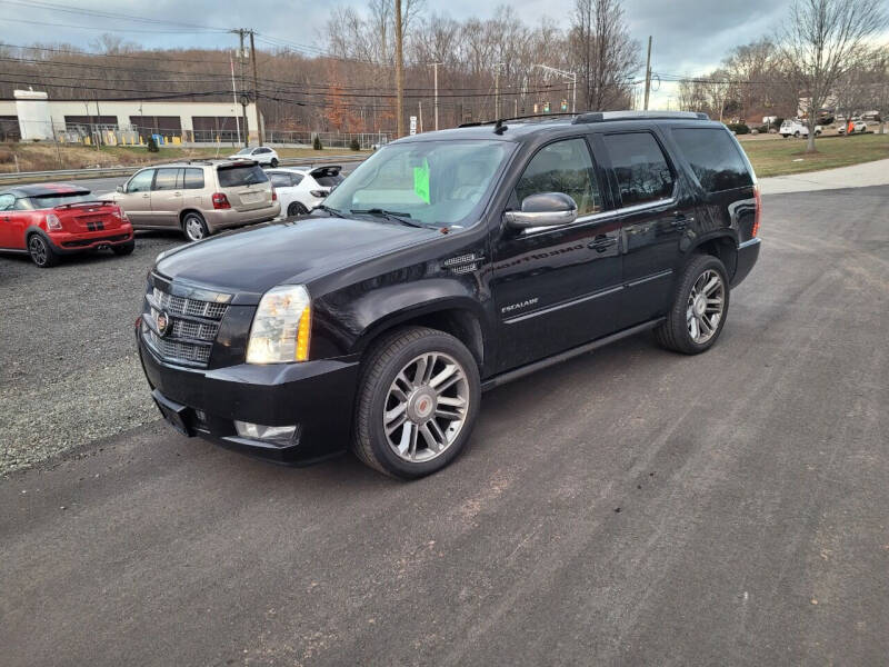 2014 Cadillac Escalade for sale at DMR Automotive & Performance in East Hampton CT