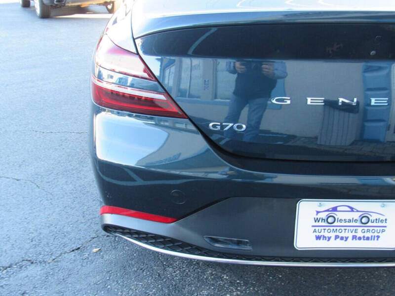 2023 Genesis G70