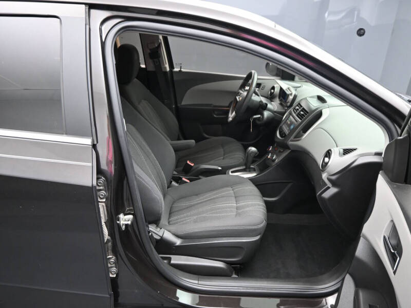 2014 Chevrolet Sonic LT Auto